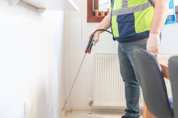 Best Pest Removal Services  in Middlebury, IN